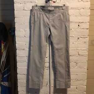 ☃️ 4/$20 Free People Cropped Legging